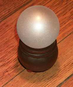 crystalball2.jpg (8705 bytes)